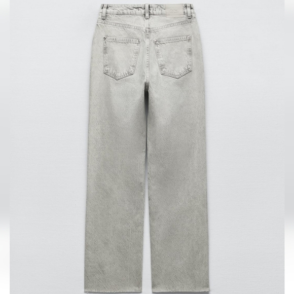 Zara High Waisted Straight leg Jeans - Picture 8 of 11